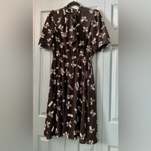 Vintage 40s Elegant Black and White Patterned Dress